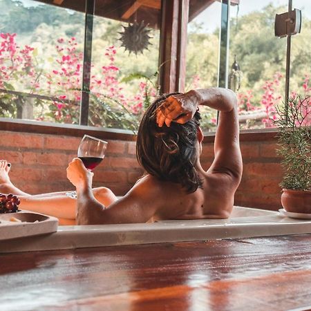 Casa Pedacinho De Ceu Com Banheira De Hidromassagem E Lareira Villa São Bento do Sapucaí Exteriör bild