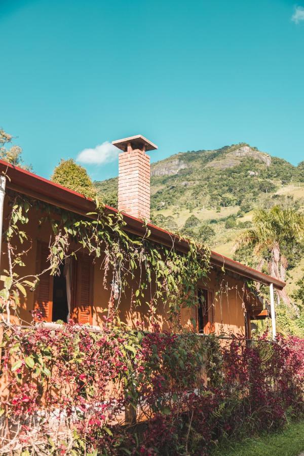 Casa Pedacinho De Ceu Com Banheira De Hidromassagem E Lareira Villa São Bento do Sapucaí Exteriör bild