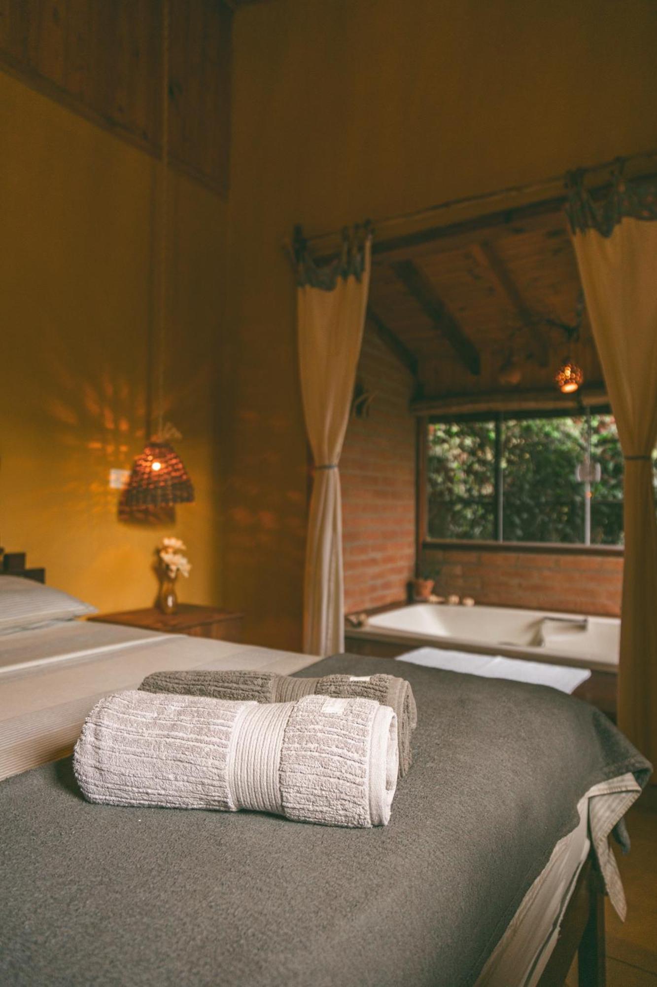 Casa Pedacinho De Ceu Com Banheira De Hidromassagem E Lareira Villa São Bento do Sapucaí Exteriör bild